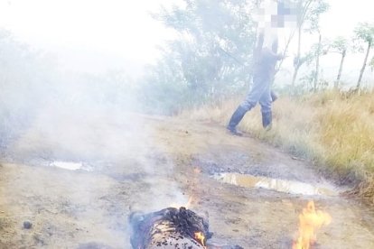 La alerta de los hombres convertidos en pira se dio la mañana del miércoles 31 del mayo.