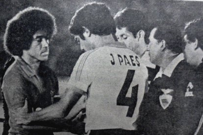 En la goleada 4-0 de Barcelona a Emelec en 1980, Juan Madruñero marcó un gol y Ney un triplete en el triunfo de los amarillos ante los azules.