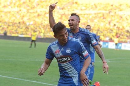 En 2016, Ángel Mena marcó los dos tantos del triunfo azul en el Clásico del Astillero.