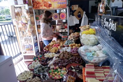 El Corpus Christi genera movimiento comercial en Cuenca.