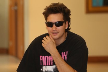 Jandino está dedicado a promover más su carrera musical.