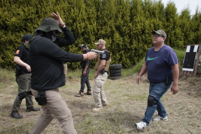 Hay ejercicios de defensa dependiendo de la situación de inseguridad.