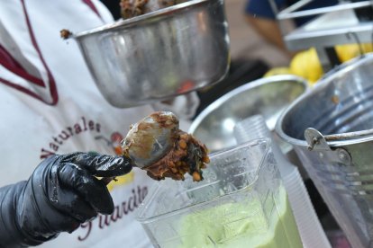 l jugo estrella de Pilar es su famoso ‘levantamuertos’ que entre sus ingredientes  tiene al borojó.