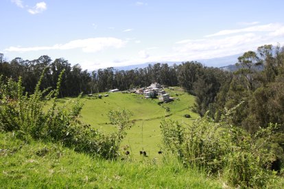Estos barrios se encuentran en una zona montañosa, a pocos minutos del centro capitalino.