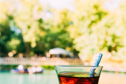 Es usado para realzar el sabor de ciertas infusiones.