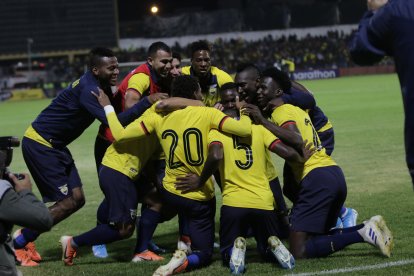 Gonzalo Plata (20) aportó con un gol en el triunfo de la Tricolor.
