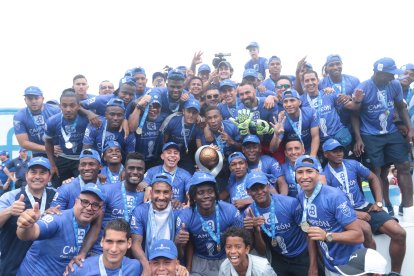 Juan Carlos Paredes se coronó campeón con Emelec en 2017.