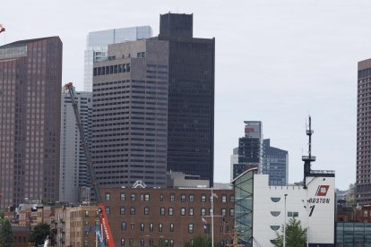 Vista del operativo de la Guardia Costera de EE.UU., este 20 de junio de 2023, que se despliega para hallar un submarino que intentaba visitar los restos del Titanic, en Boston, Massachusetts.