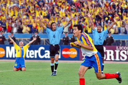 Postal histórica del partido disputado en el Olímpico Atahualpa cuando Kaviedes anotó el gol de la clasificación al Mundial 2002.