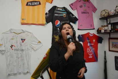 La periodista Manuela Salazar dio su opinión sobre los futbolistas coquetos.