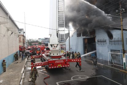 La columna de humo fue de consideración.