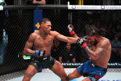 ag-periodistasEl luchador ecuatoriano le dio con todo al gringo, en especial en el segundo round.