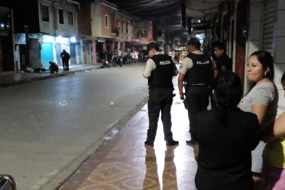 Los cuerpos 'fríos' quedaron sobre la calzada.