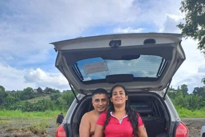 La policía indaga el asesinato de Iván Macías Romero y Rosa Angélica Reto Suescun.