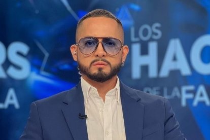 Santiago Castro y sus historias de romances inventados