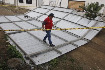 Los daños, aunque fueron cuantiosos, no dejaron personas heridas de gravedad.