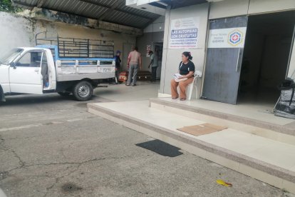 Las cinco víctimas mortales fueron llevadas a la morgue de Quevedo.