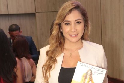 Dallyana Pasley, candidata a asambleísta