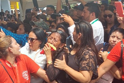 Su pueblo lo lloró y acompañó desde el hospital hasta la capilla ardiente.