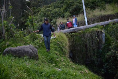 Los moradores temen que los daños se amplíen y afecten a sus viviendas.