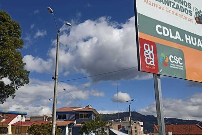 Los moradores han montado sus propios sistemas de videovigilancia.