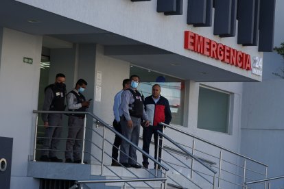 Las seguridades del centro médico fueron reforzadas.