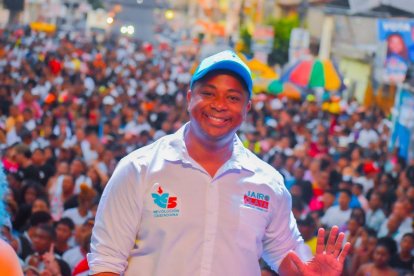 Jairo Olaya, concejal de Esmeraldas, fue atacado tras salir de una radio.