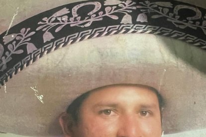 Juan Carlos cantaba desde hace más de 30 años. Primero fue baladista y luego mariachi.
