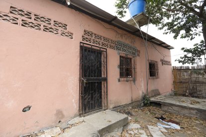 En el interior de este inmueble de una planta se habría registrado la muerte del menor de edad.