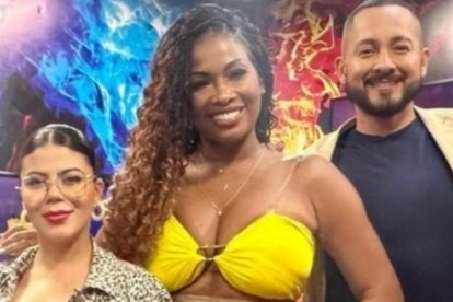 Leonela Gallardo y Aura Arce  se lanzan dardos en el programa.