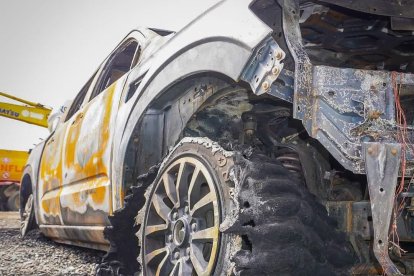 Las camionetas quearon inutilizables. Aún se evalúa el monto total del daño causado.