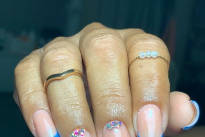 Secretarias. La estructura cuadrada es la idónea para las oficinistas y ejecutivas, por ser un diseño elegante y discreto, además de  práctico.