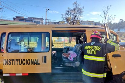 La furgoneta accidentada llevaba niños.