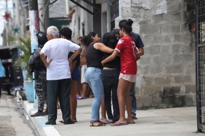 El día de la tragedia los familiares de las víctimas lloraban desconsolados.