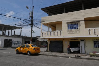La vivienda esquina en el Guasmo.