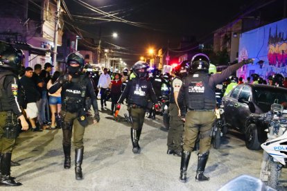 La Policía participó del operativo.