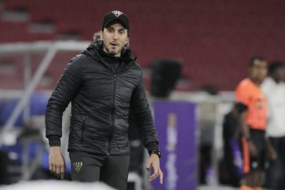 Luis Zubeldía, DT de Liga.