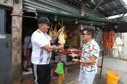 Mauricio Altamirano es asiduo en la zona de la entrada de la 8, en la Casuarina.