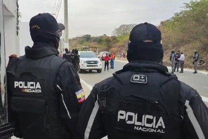 Mientras policías desplegaban operativos en centros educativos, en otros lugares ocurrían hechos delictivos.