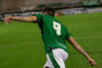 Daniel Villalva, en Club Ferro Carril Oeste.