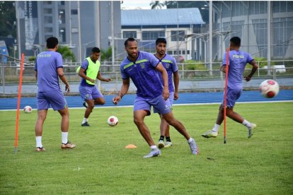 Arturo Mina fue parte de la Tricolor y ahora es jugador del Palmaflor de Bolivia