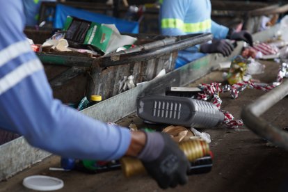 Los envases pueden causar contaminación al degradarse.
