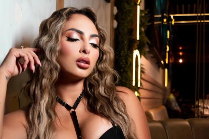 Andrea Contreras vive un amor a distancia.