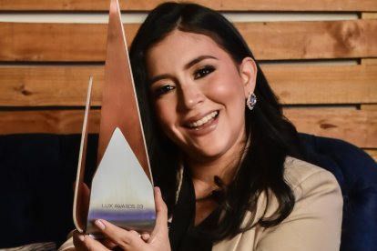 Recibió el Lux Award, en la categoría de negocios digitales.