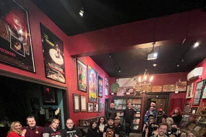 En el museo también se proyectan películas de terror que agradan a los visitantes.