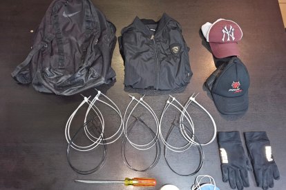 La evidencia que encontraron los policías en la casa de los ‘fichas’.