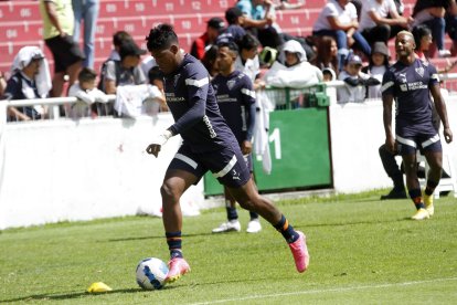 Richard Mina ha respondido de buena manera en la zaga de la U.