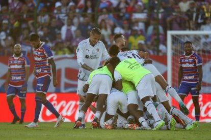 Liga de Quito celebran el gol de Alzugaray, en la final de la Copa Sudamericana.