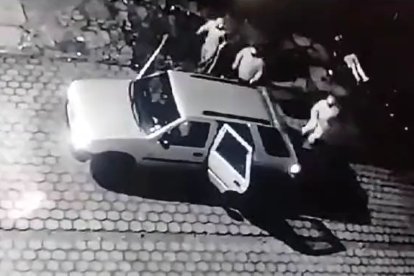 Los ladrones aprovecharon que la pareja pasó por un lugar desolado para atacar.