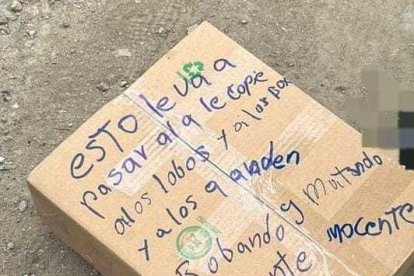 El cajón en el cual lanzaron la cabeza tenía una advertencia.